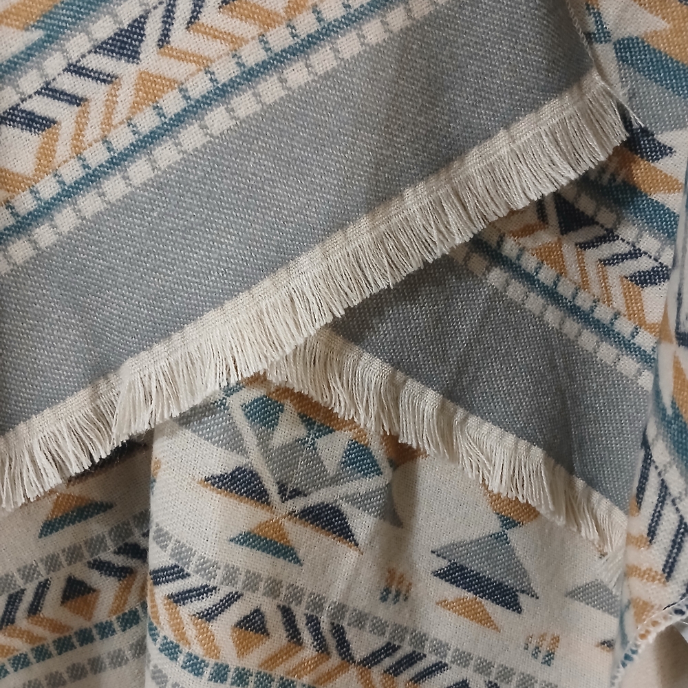 Quagga Accessories Brand Reversable Ruana - Picture 12 of 16